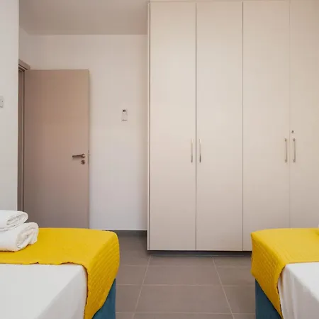 Apartment Analise *