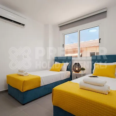 2br With Pools - Analise By Premier *