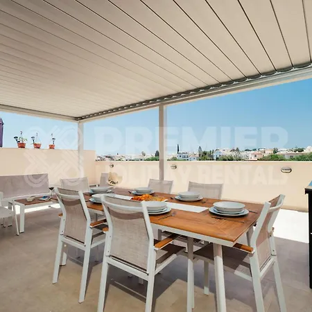 2br With Pools - Analise By Premier *