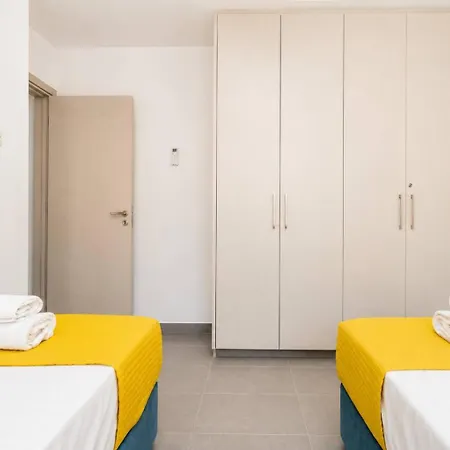 Apartment 2br With Pools - Analise By Premier