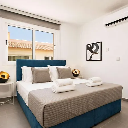 2br With Pools - Analise By Premier *